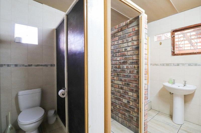 4 Bedroom Property for Sale in Heiderand Western Cape